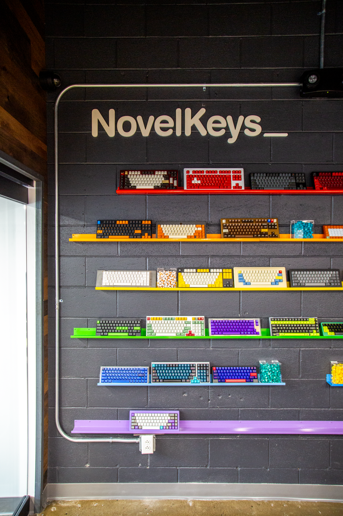 novelkeys keyboard display vertical