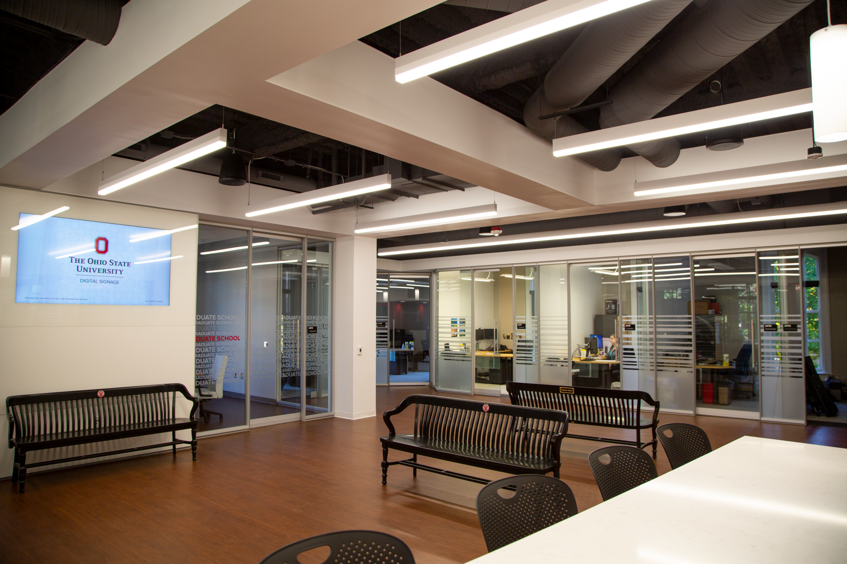 Modern technology meets timelessly traditional style at the Graduate School in University Hall at The Ohio State University by Continental Office