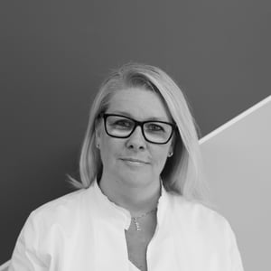 Lisa Welch - Main BW