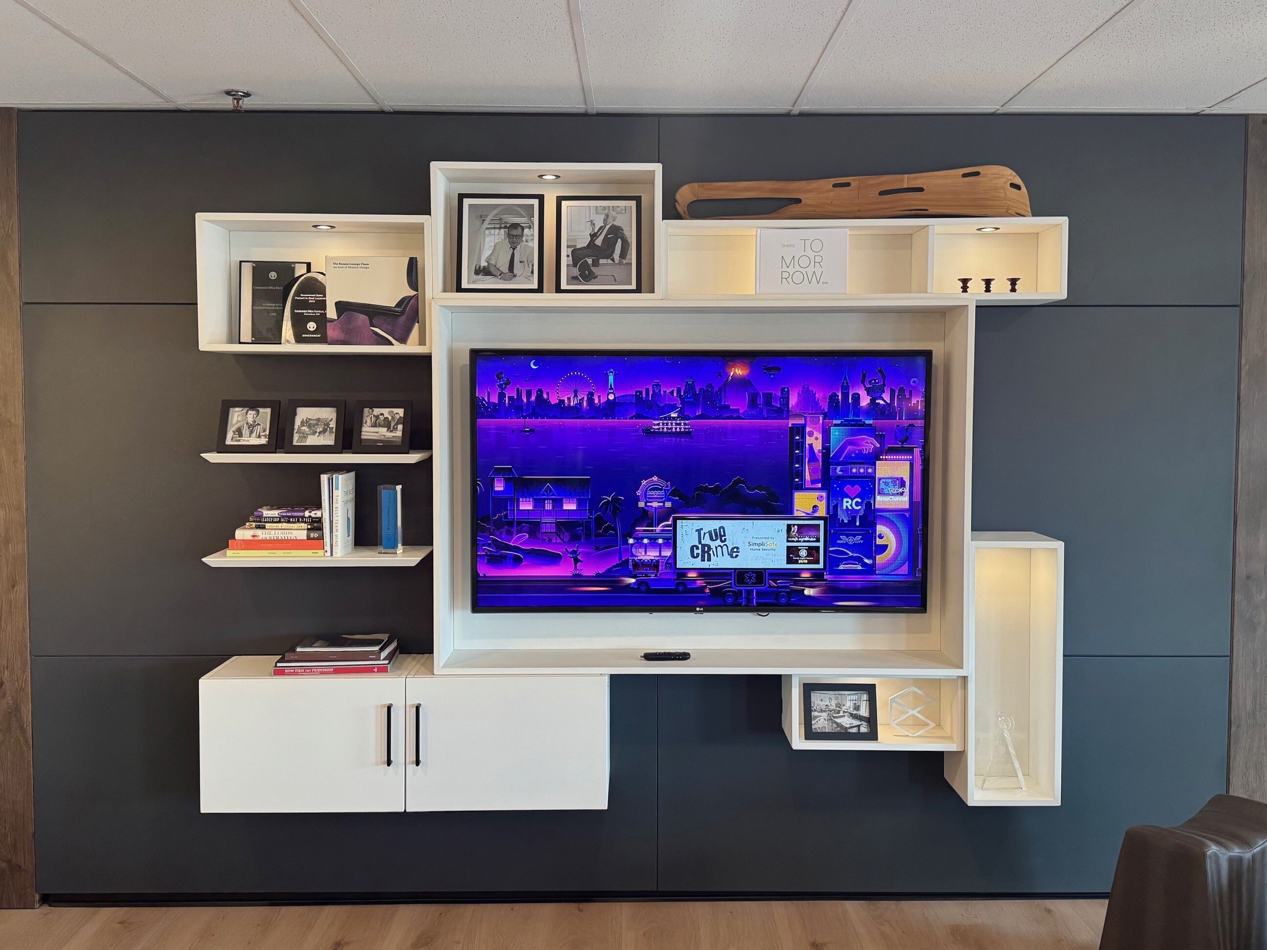 Millwork - TV Surround Falkbuilt CoBuild Columbus OH